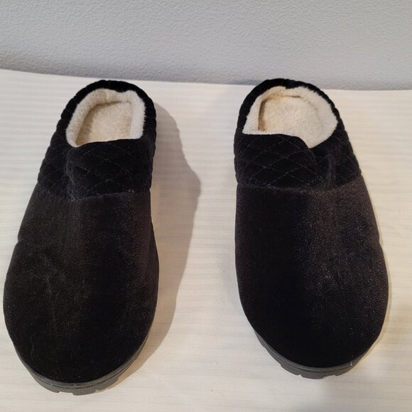 Cozy Plush Black Slippers Cream Size Medium 7/8 - Picture 7 of 7
